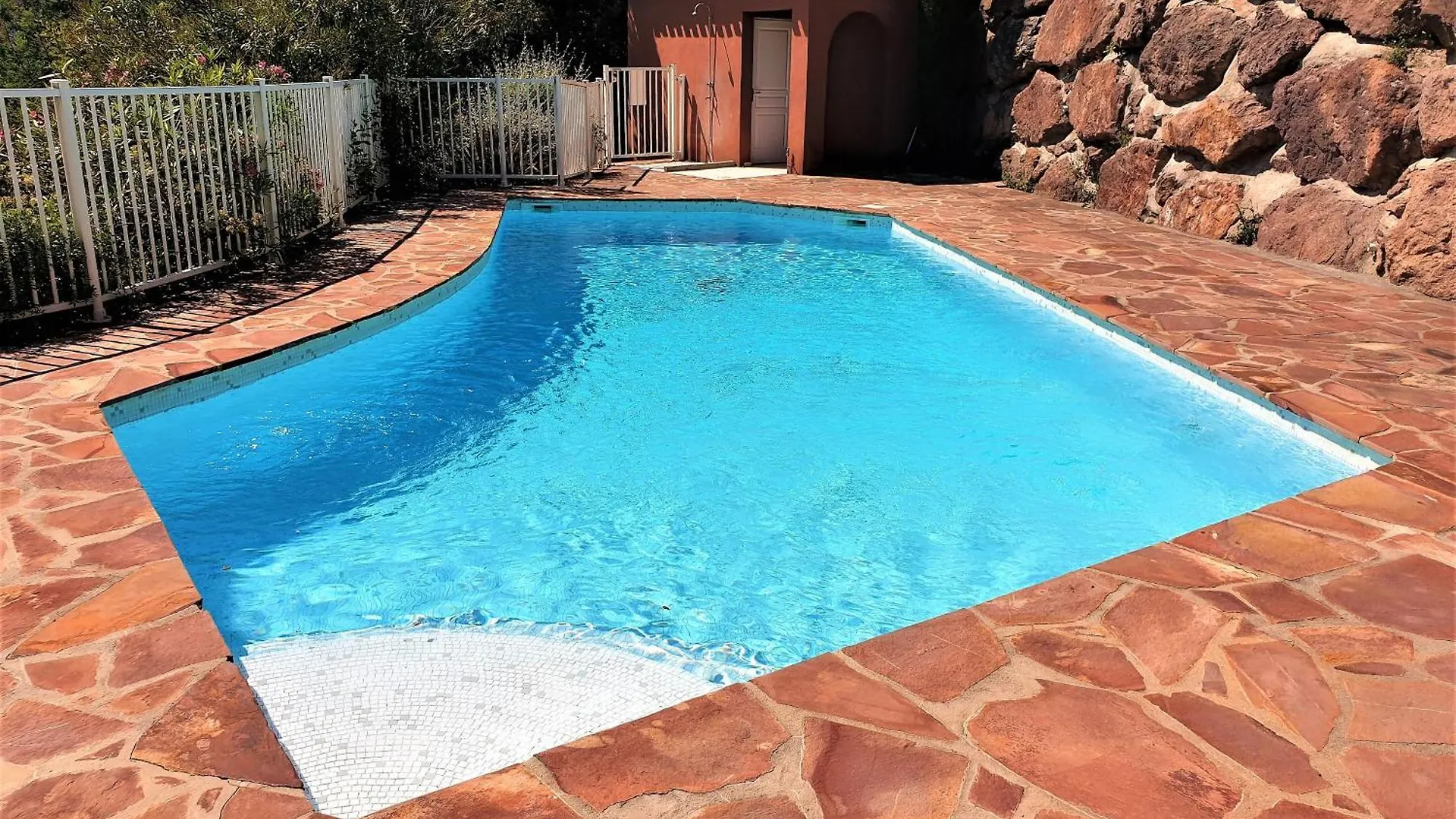 Apartment Superbe Appartement Vue Mer Dans Residence Avec Piscine Theoule-sur-Mer France