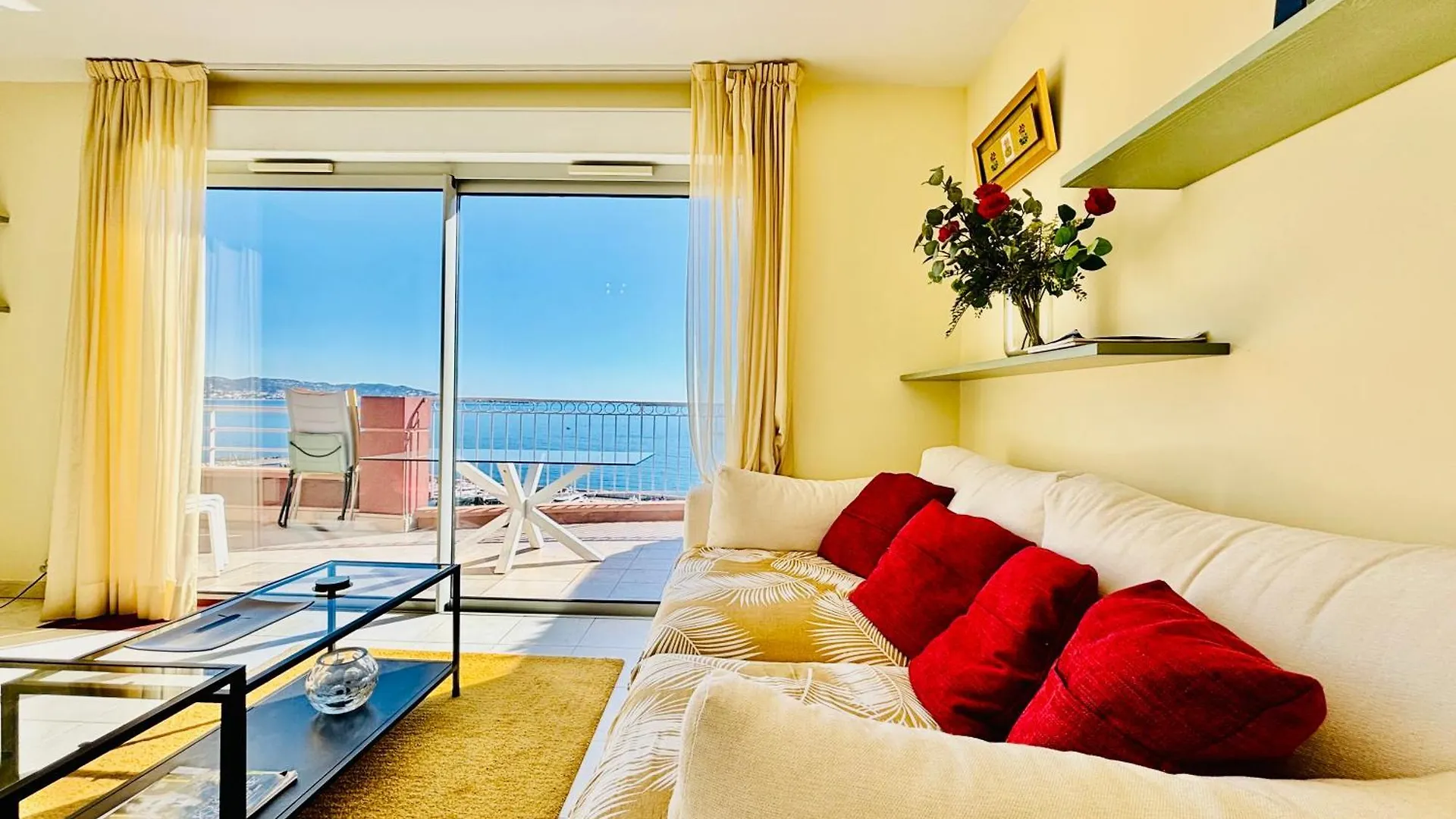 Superbe Appartement Vue Mer Dans Residence Avec Piscine Theoule-sur-Mer France