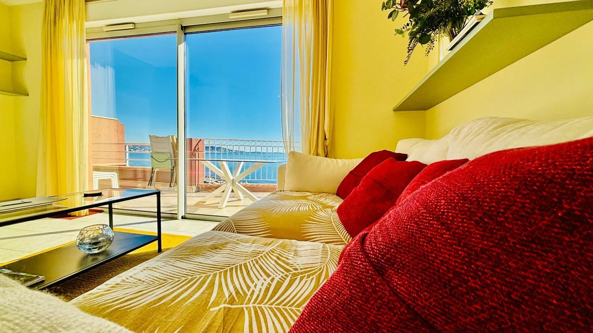 Superbe Appartement Vue Mer Dans Residence Avec Piscine Theoule-sur-Mer 0*,  France