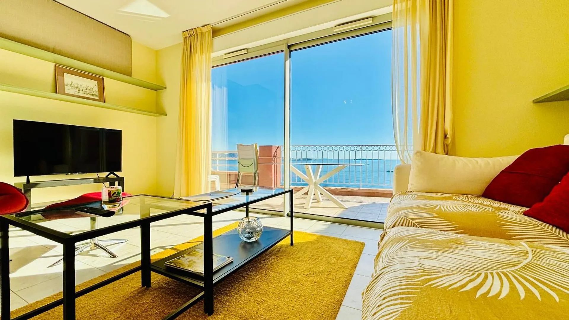 Superbe Appartement Vue Mer Dans Residence Avec Piscine Theoule-sur-Mer Apartment
