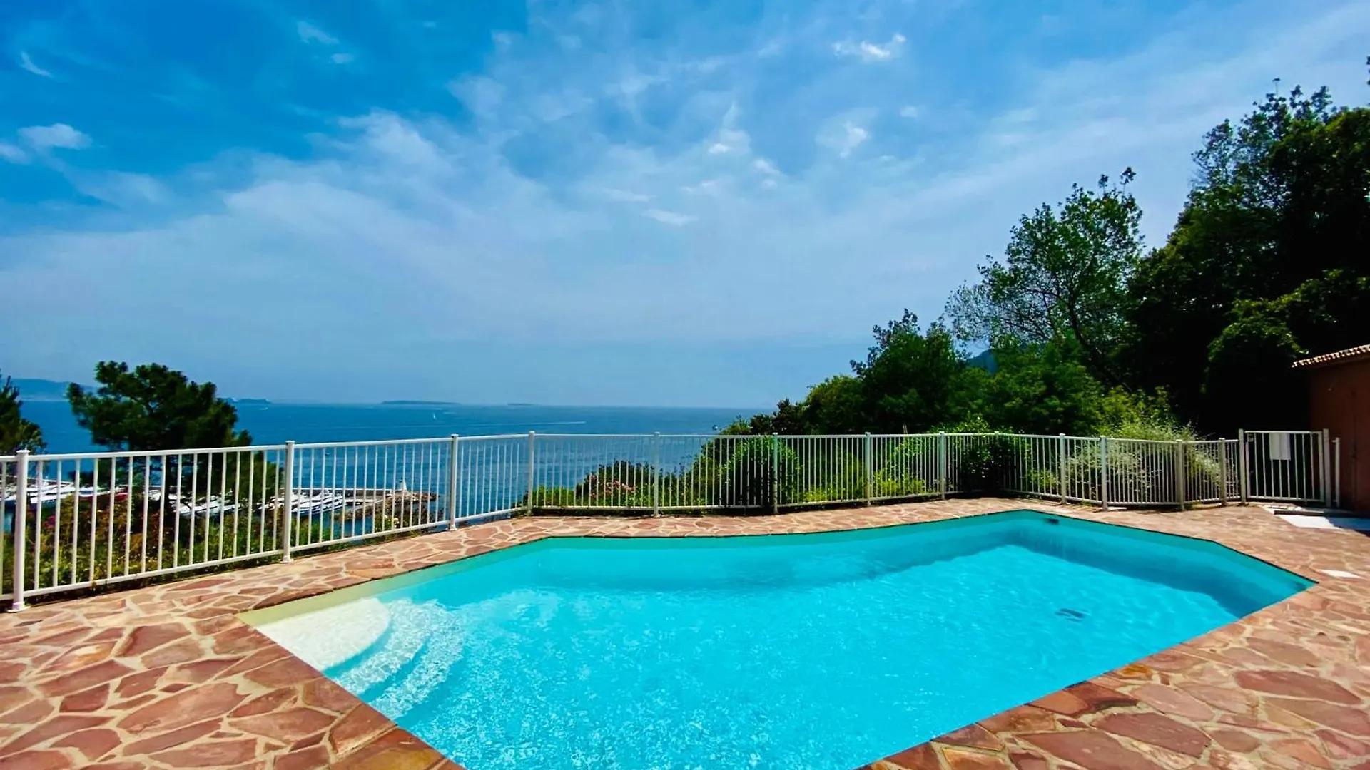 Apartment Superbe Appartement Vue Mer Dans Residence Avec Piscine Theoule-sur-Mer